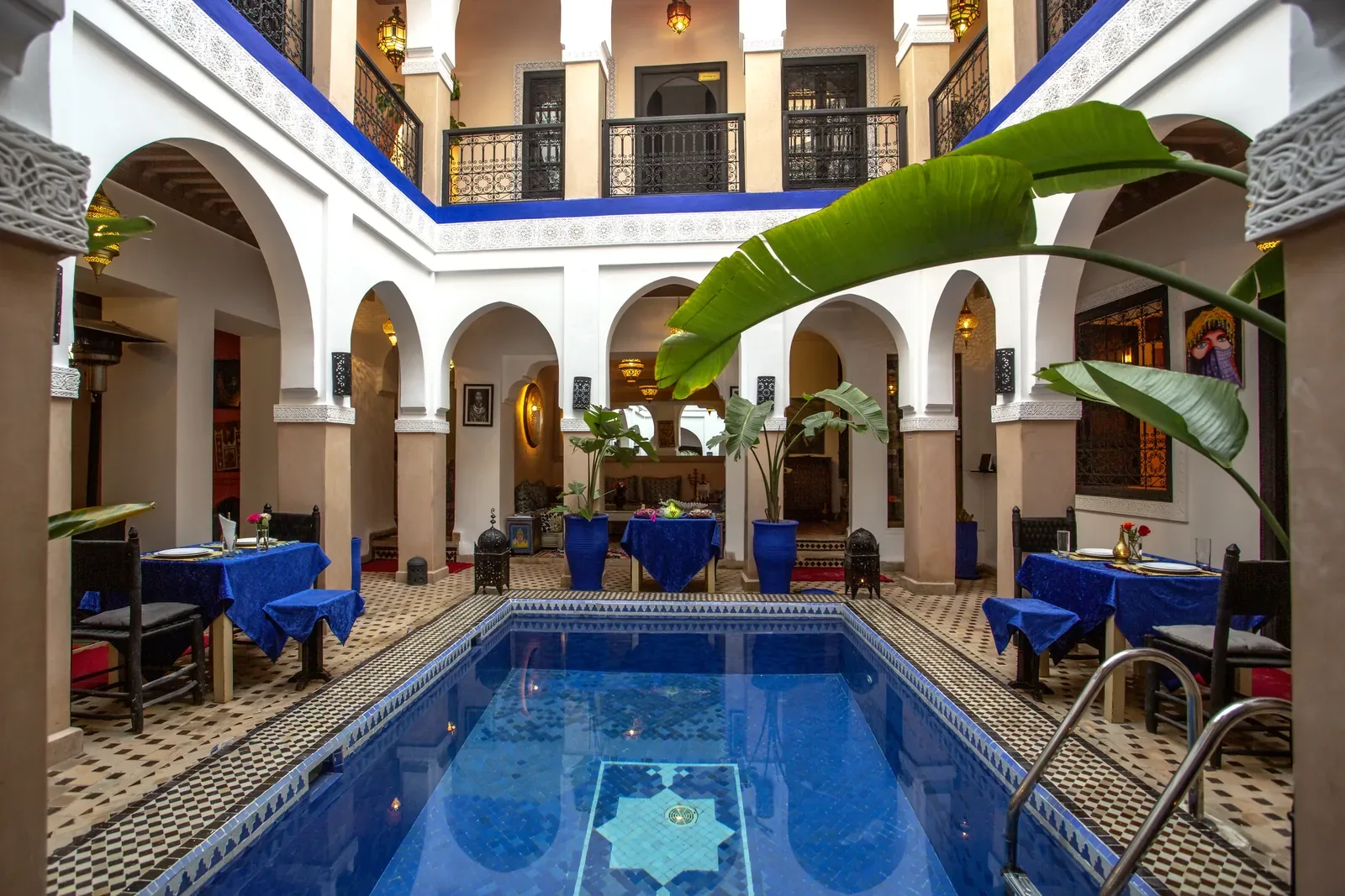 Patio et piscine du Riad Ciel d’Orient